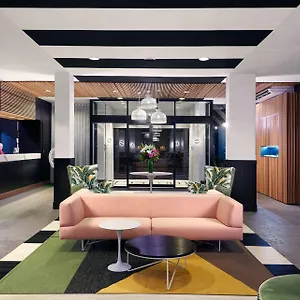 Hotel Chifley On South Terrace Adelaide